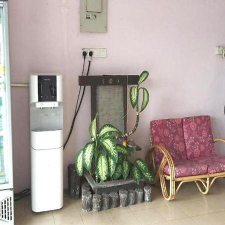 Oyo 90937 Tanjak Hotel Alor Setar Esterno foto