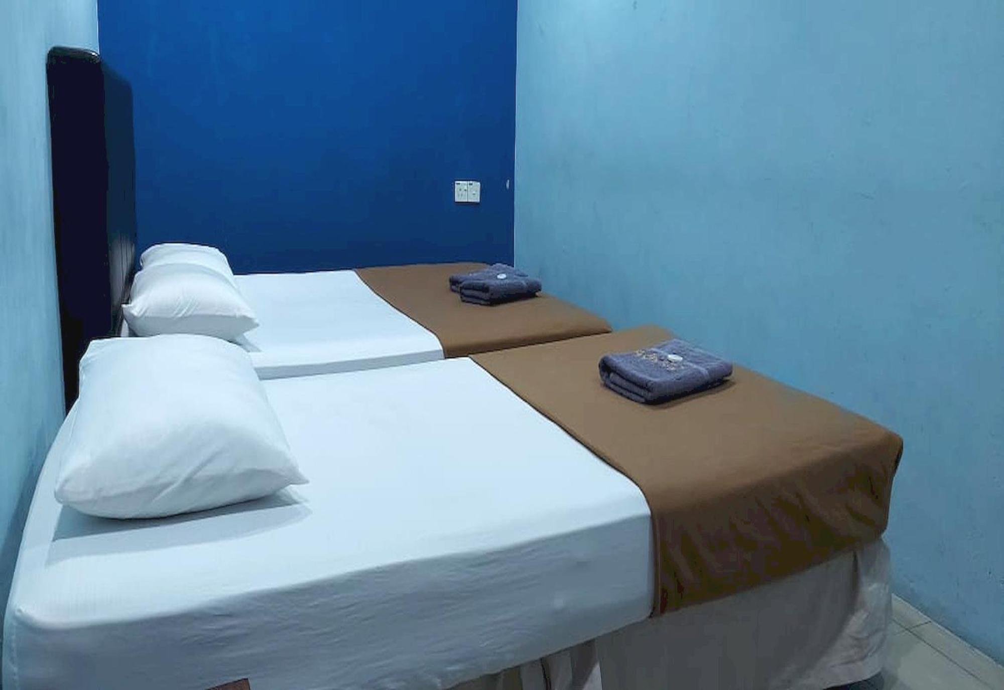 Oyo 90937 Tanjak Hotel Alor Setar Esterno foto